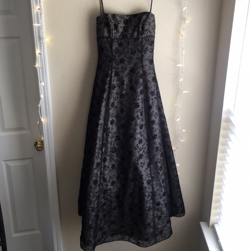 Morgan & Co. Black floral sequined dress